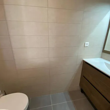 Apartment 2 Pieces Climatise, Terrasse, 4 Pers - - Fr-1-81-630