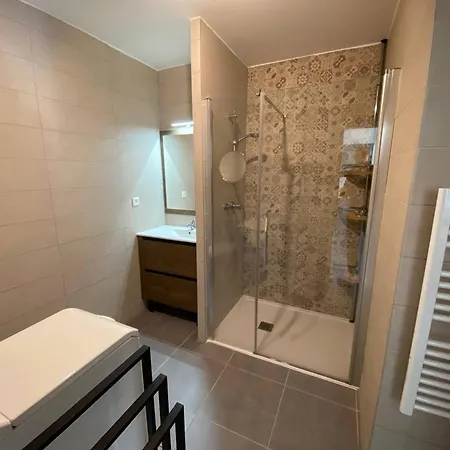 2 Pieces Climatise, Terrasse, 4 Pers - - Fr-1-81-630 * Le Barcarès