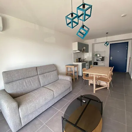 2 Pieces Climatise, Terrasse, 4 Pers - - Fr-1-81-630 Apartment *